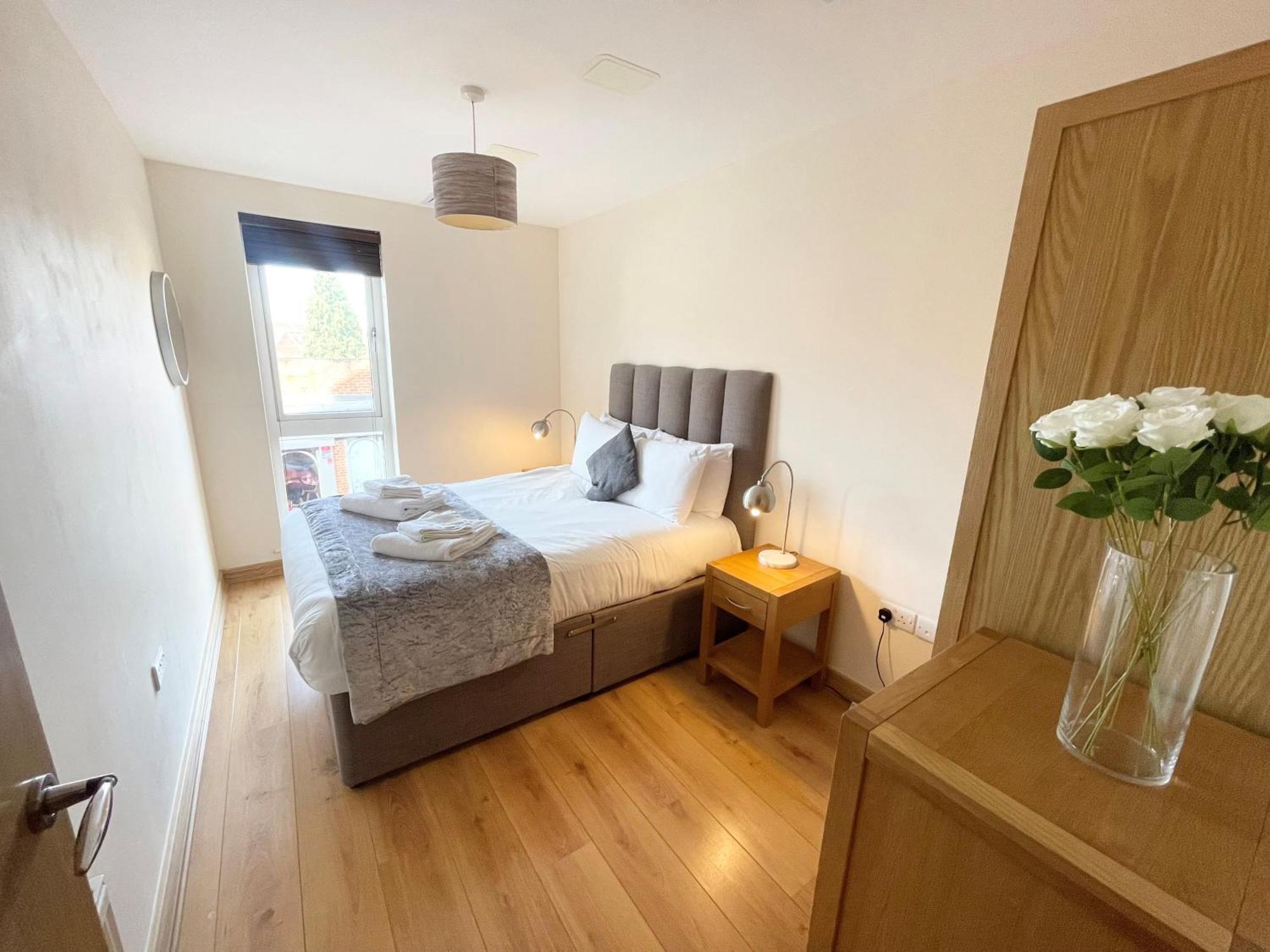 Blue Sky Apartments@Guildford Town Centre Ngoại thất bức ảnh