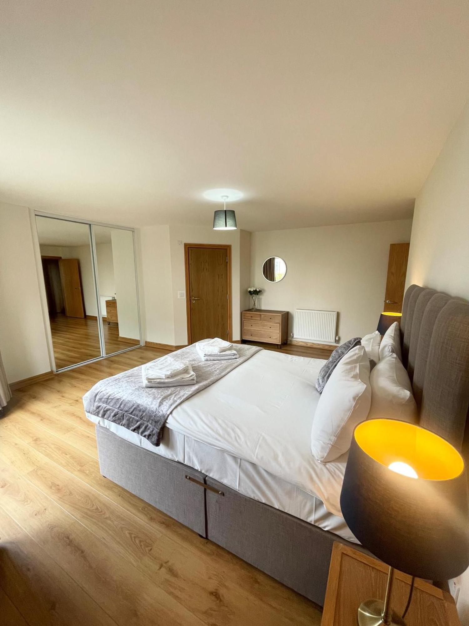 Blue Sky Apartments@Guildford Town Centre Ngoại thất bức ảnh